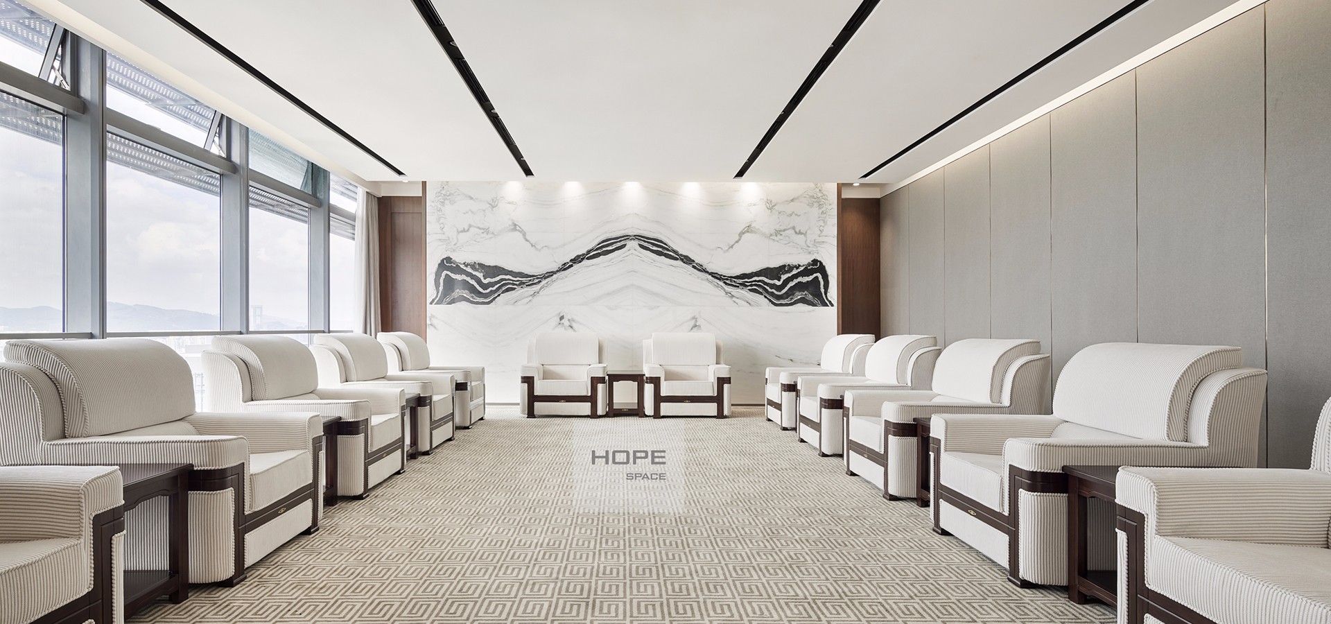 百强企业的经典稳重范